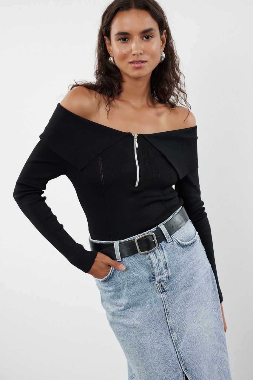 Trendyol Black Turn-down Collar Knitwear Sweater