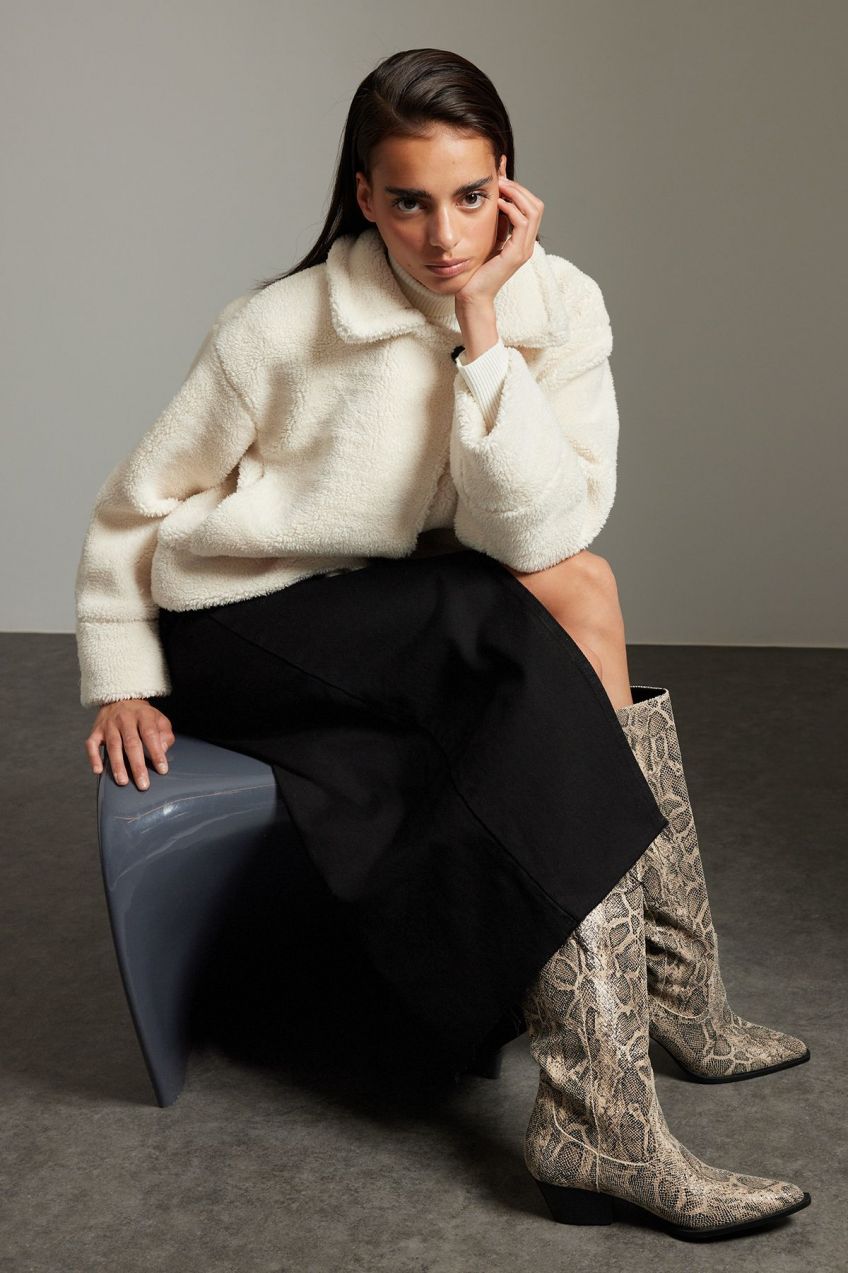 Trendyol Ecru Oversize Molded Plush Biker Jacket Coat