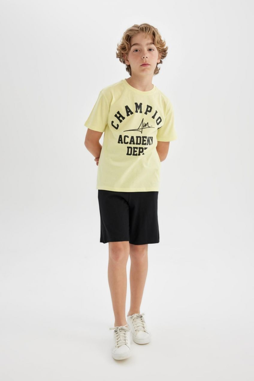 DEFACTO Boy's Printed Short Sleeve T-Shirt Shorts 2-Piece Set