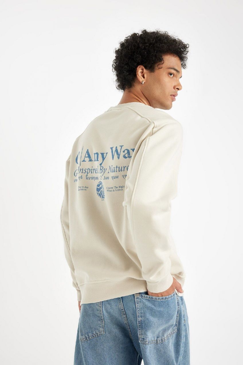 DEFACTO Boxy Fit Crew Neck Back Printed Sweatshirt