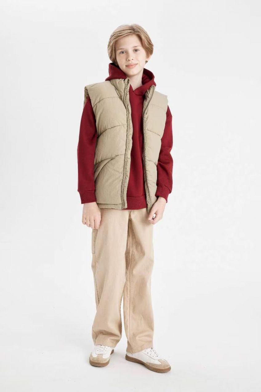 DEFACTO Boy's Water Repellent Half Turtleneck Puffer Vest