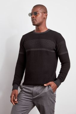 Trendyol Black Slim Crew Neck Color Block Knitwear Sweater