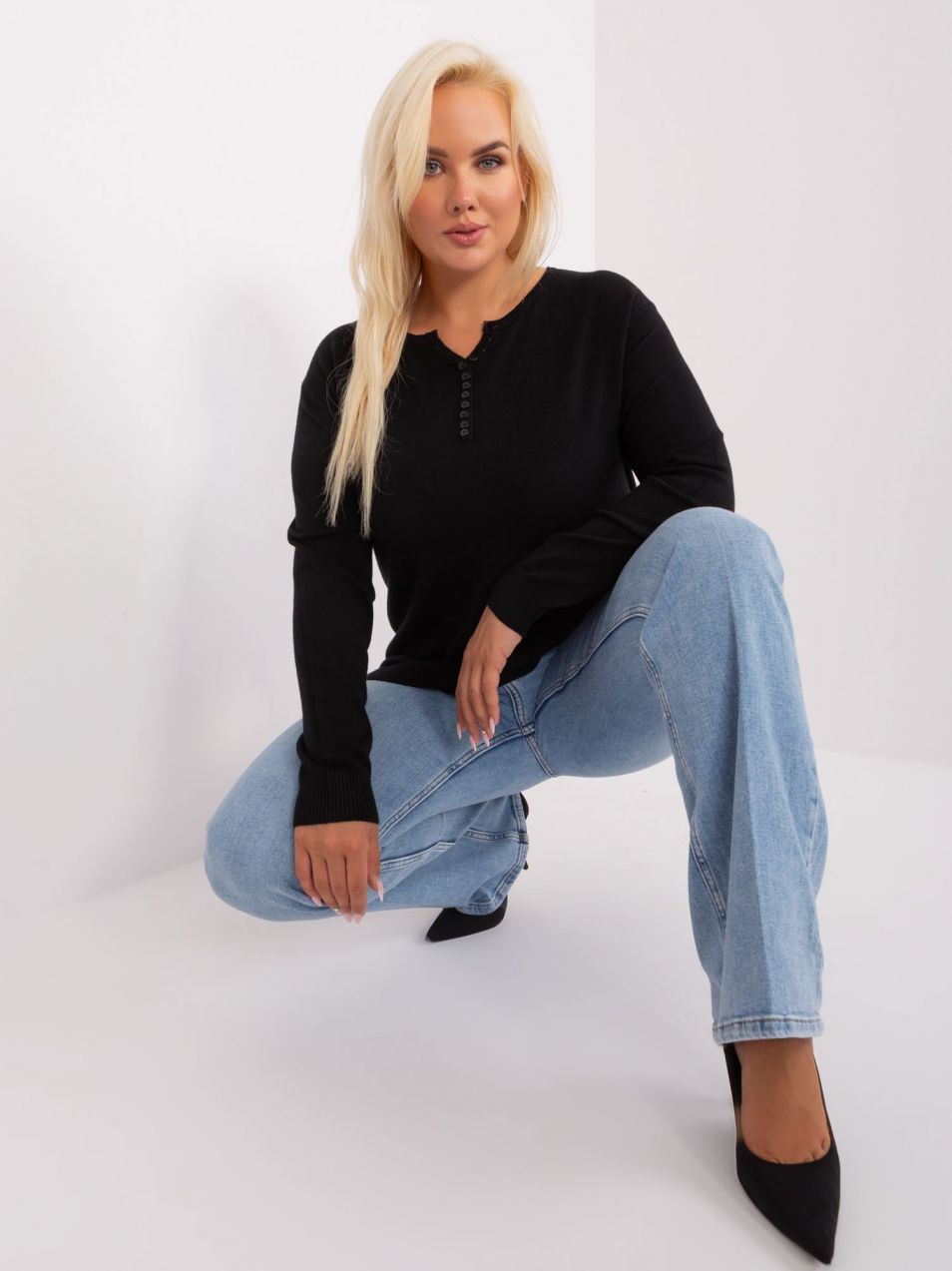 Black women's sweater plus size with viscose