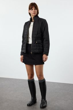 Trendyol Black Regular Mold Water Repellent Quilted Puffer Jacket