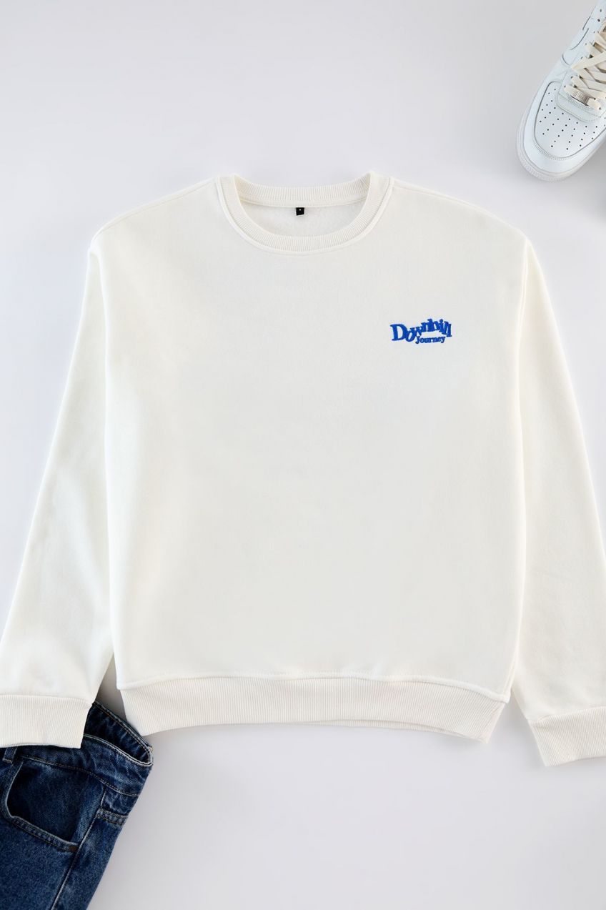 Trendyol Ecru Oversize/Wide Cut Printed Embroidered Fleece Inside Sweatshirt