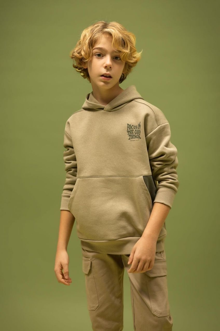 DEFACTO Boys' Oversize Fit Printed Hooded Thick Sweatshirt