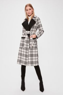 Trendyol Ekru Pattern Blocked Arched Cachet Coat