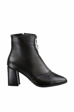 Trendyol Black Women's Boots & Bootie
