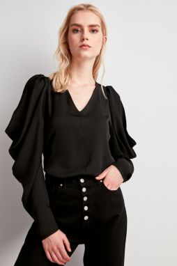 Trendyol Black Shoulder Detailed Blouse