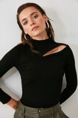 Dámsky sveter Trendyol Knitted