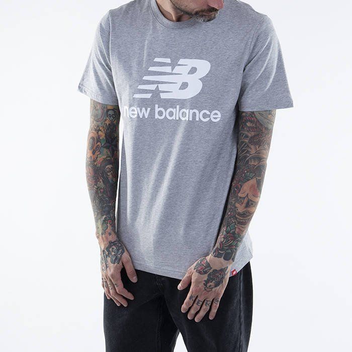 New Balance Essentials Stacked Logo T MT01575AG