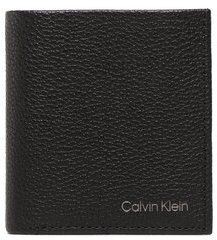 Calvin Klein Veľká pánska peňaženka Warmth Trifold 6cc W/Coin K50K509998 Čierna
