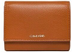 Calvin Klein Veľká dámska peňaženka Ck Elevated Trifold Md Pbl K60K610257 Hnedá