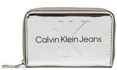 Calvin Klein Jeans Malá dámska peňaženka Sculpted Med Zip Around K60K610405 Strieborná