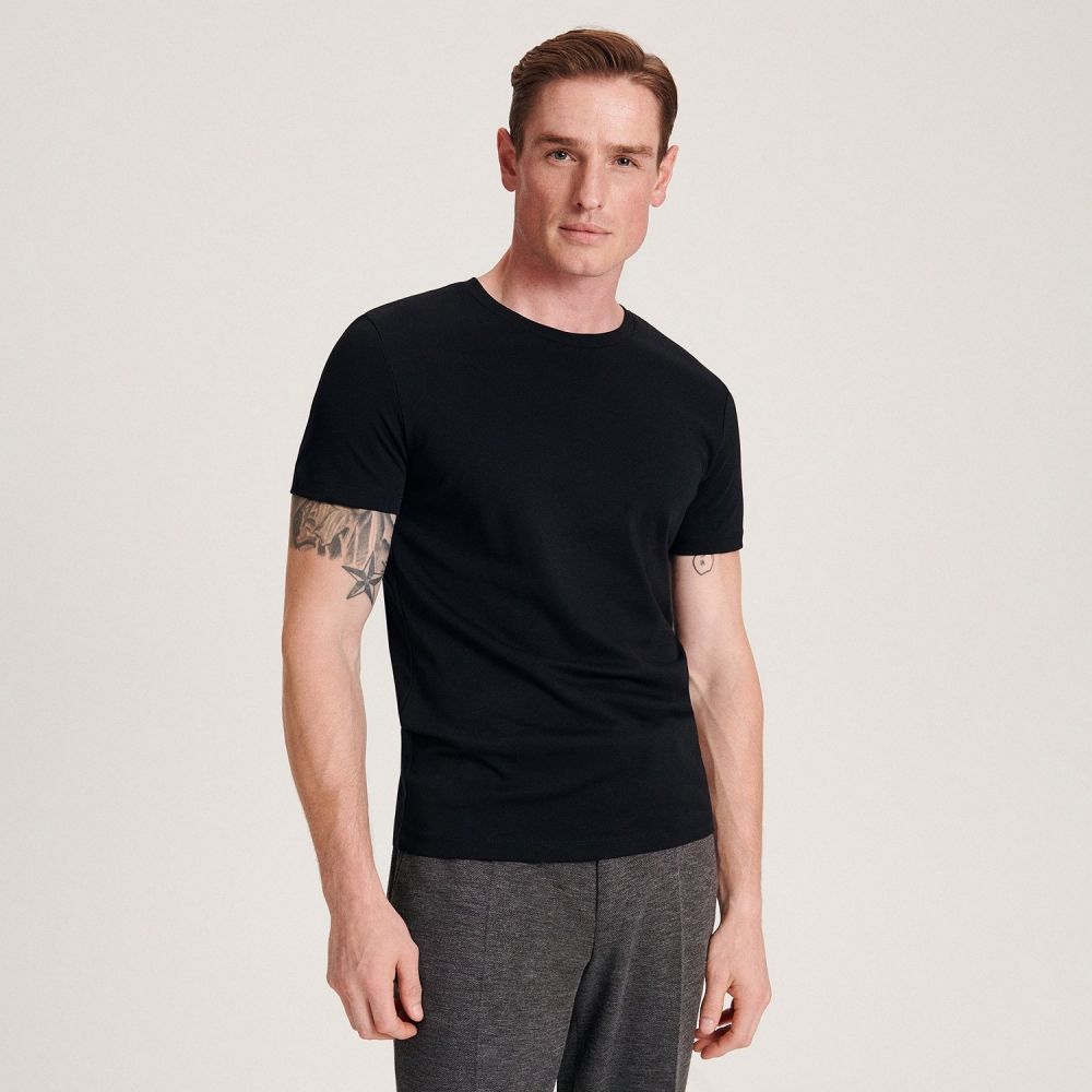 Reserved - Tričko slim fit - Čierna