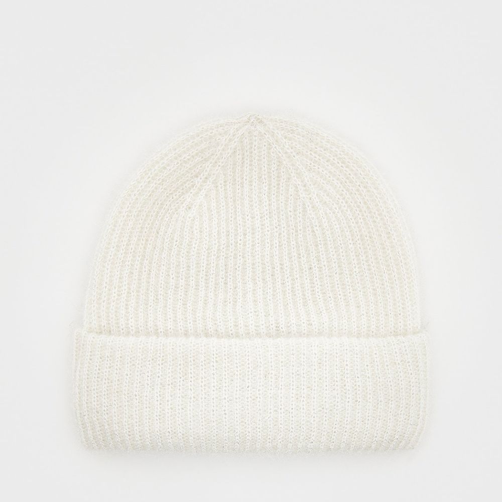 Reserved - Čiapka beanie s metalickými niťami - Béžová