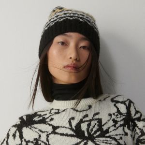 Reserved - Vzorovaná čiapka beanie s prímesou vlny -