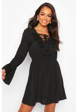Šaty skater strihu so šnurovaním