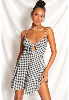 Šaty s gingham vzorom