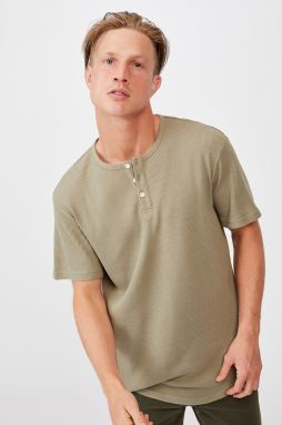 Khaki tričko Henley