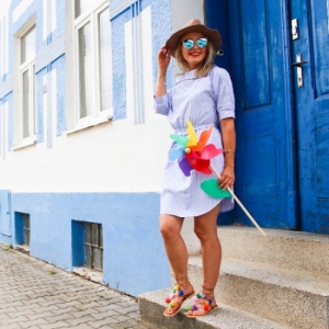 Modry outfit