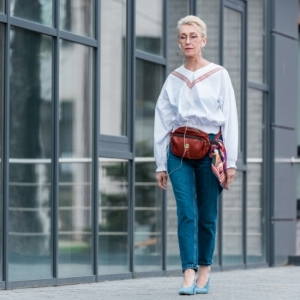 Outfit s ladvinkou