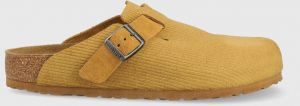 Semišové šľapky Birkenstock Boston Corduroy pánske, hnedá farba, 1025647