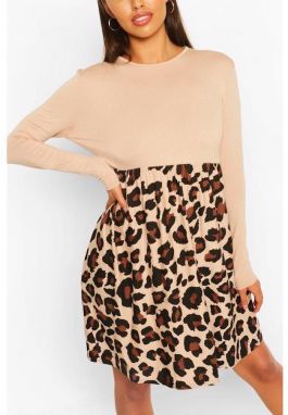 Kontrastné šaty s leopard vzorom
