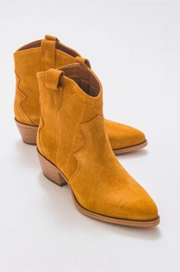 LuviShoes 20. Camel Suede Women's Boots