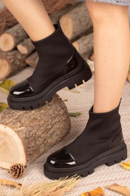 armonika FLR507 EASY-TO-WEAR STRETCHED Patent Leather Detailed Short Boots