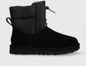 Snehule UGG W Classic Maxi Toggle čierna farba, 1130670.BLK