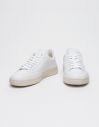 Veja V-12 Extra White galéria