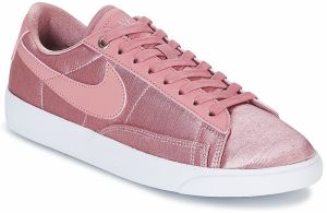 Nízke tenisky Nike  BLAZER LOW SE W