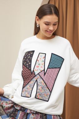 Laluvia Ecru Ethnic Patterned Sweatshirt